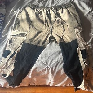 They were a gift that was never worn, but I washed the tag away.:)